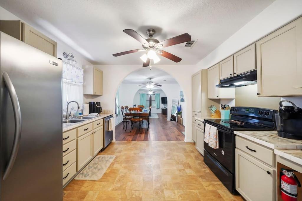 Galveston Beach House Family/Pet Friendly Esterno foto
