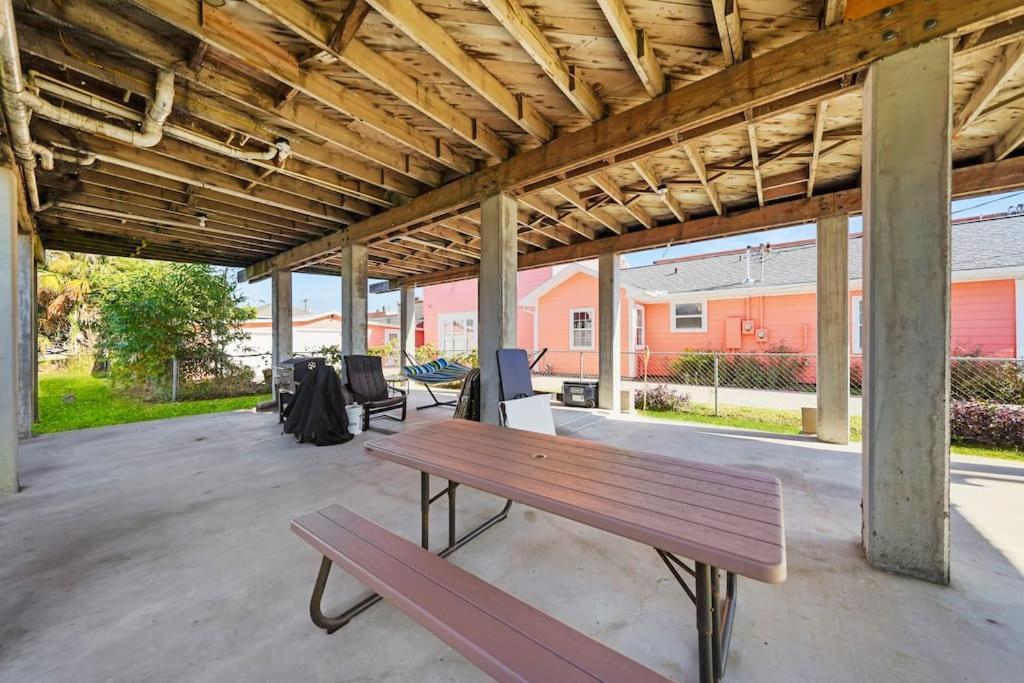 Galveston Beach House Family/Pet Friendly Esterno foto
